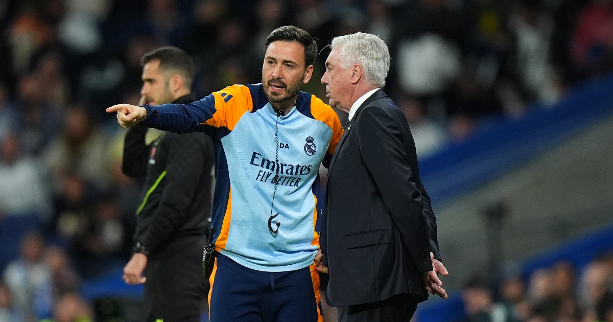 Davide Ancelotti a colloqui con il padre Carlo