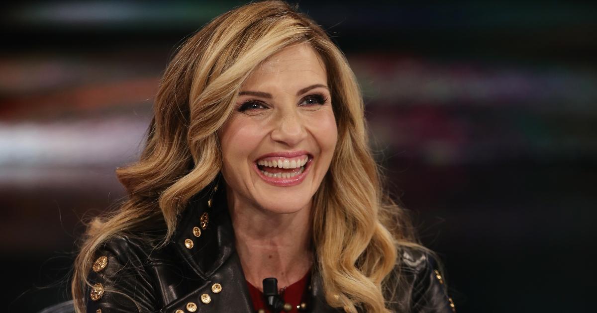 Lorella Cuccarini, Amici