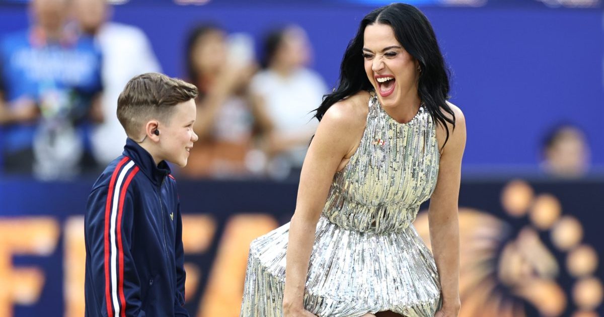Katy Perry e Tius Luka, Mondiali